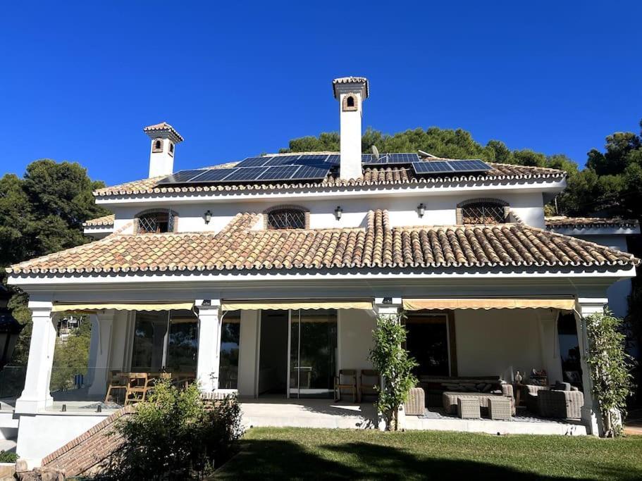 Privada Con Piscina En Villa Málaga