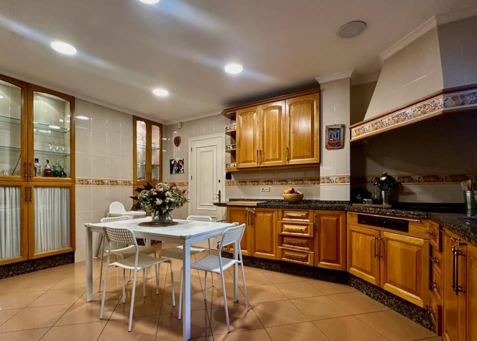 Privada Con Piscina En Villa Málaga
