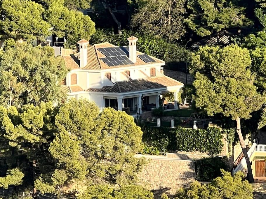 Privada Con Piscina En Villa